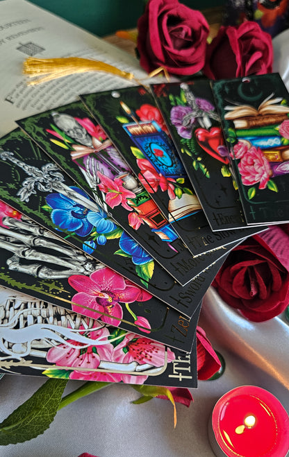 "Just One More Chapter" Tarot Bookmark (Gold foil)